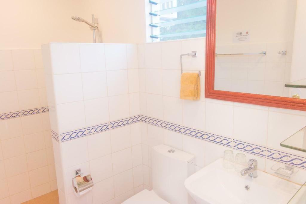 פנגלאו Alona Vida Beach Hill Resort מראה חיצוני תמונה