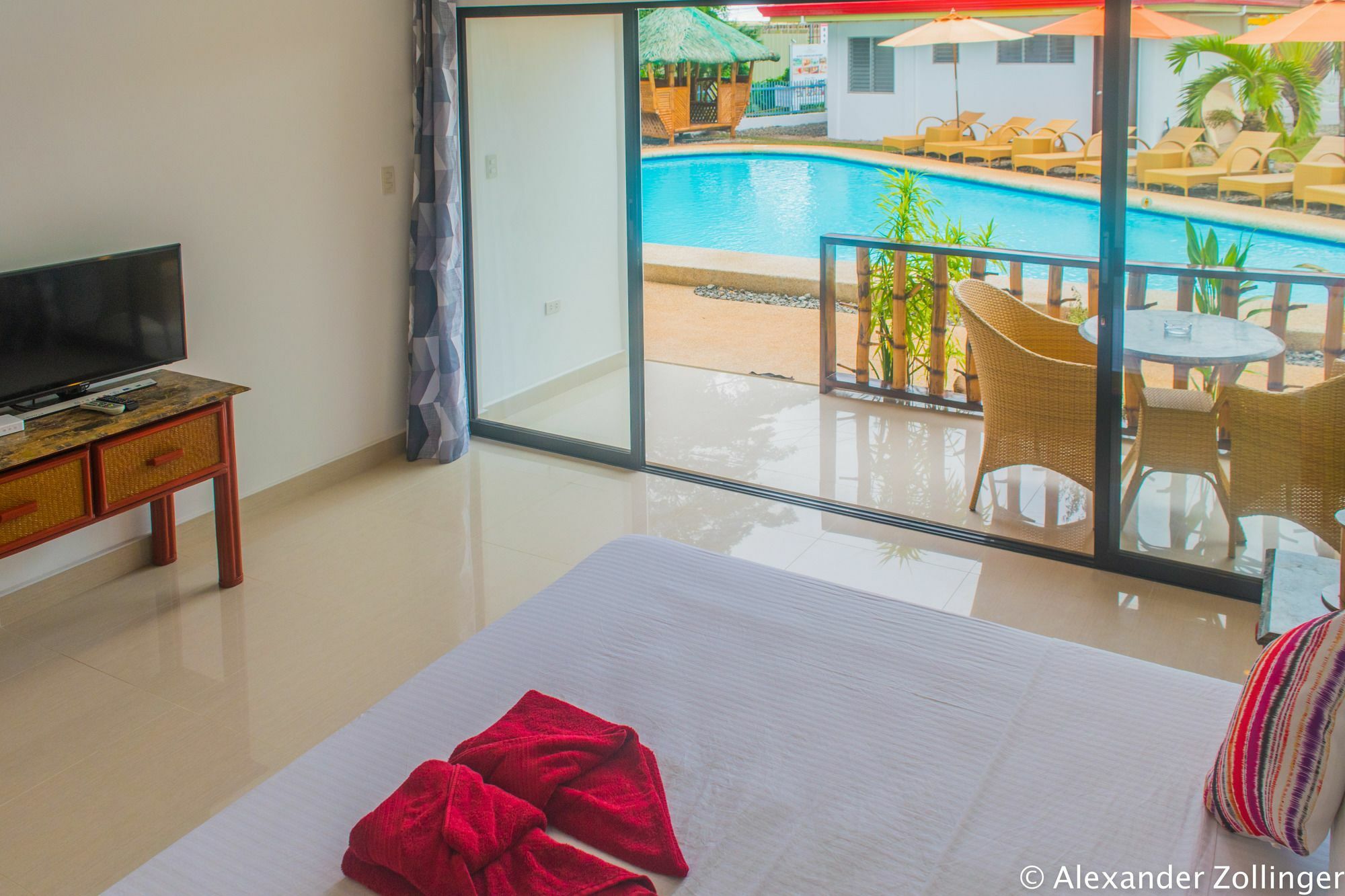 פנגלאו Alona Vida Beach Hill Resort מראה חיצוני תמונה